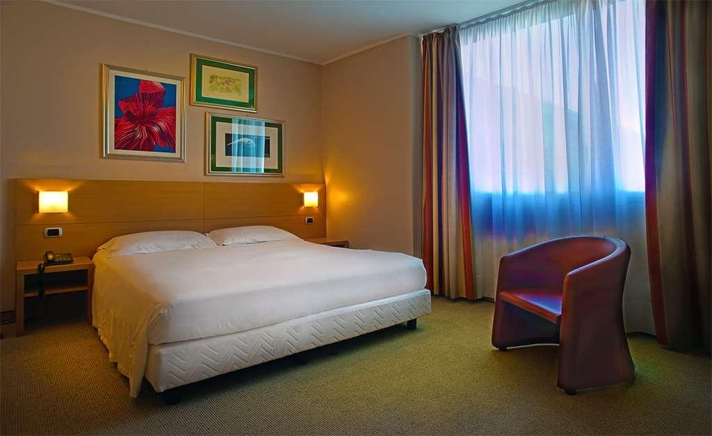 Hotel Sporting Cologno Cologno Monzese Camera foto