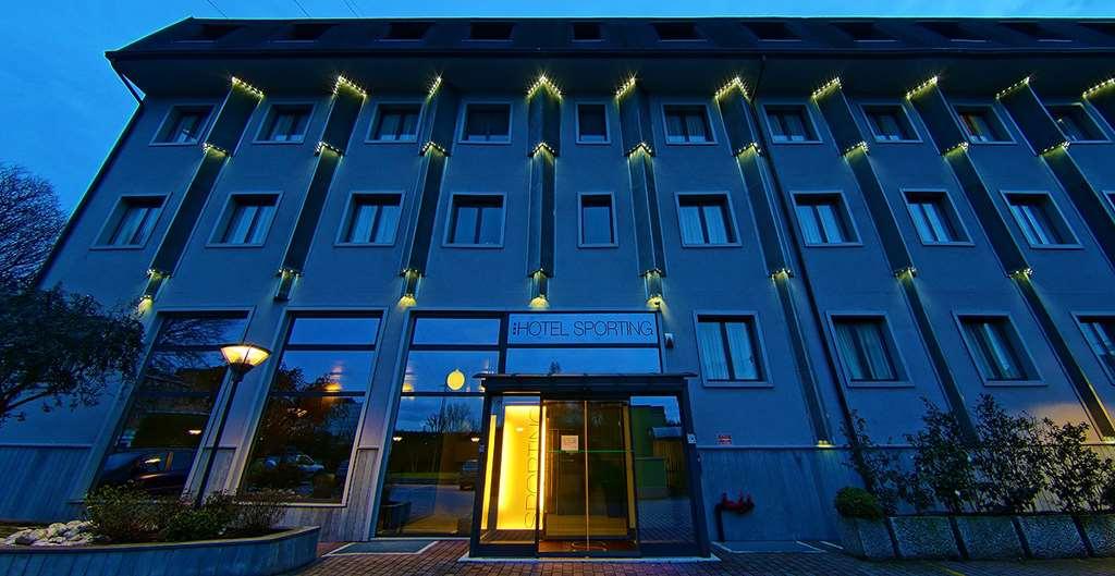 Hotel Sporting Cologno Cologno Monzese Esterno foto