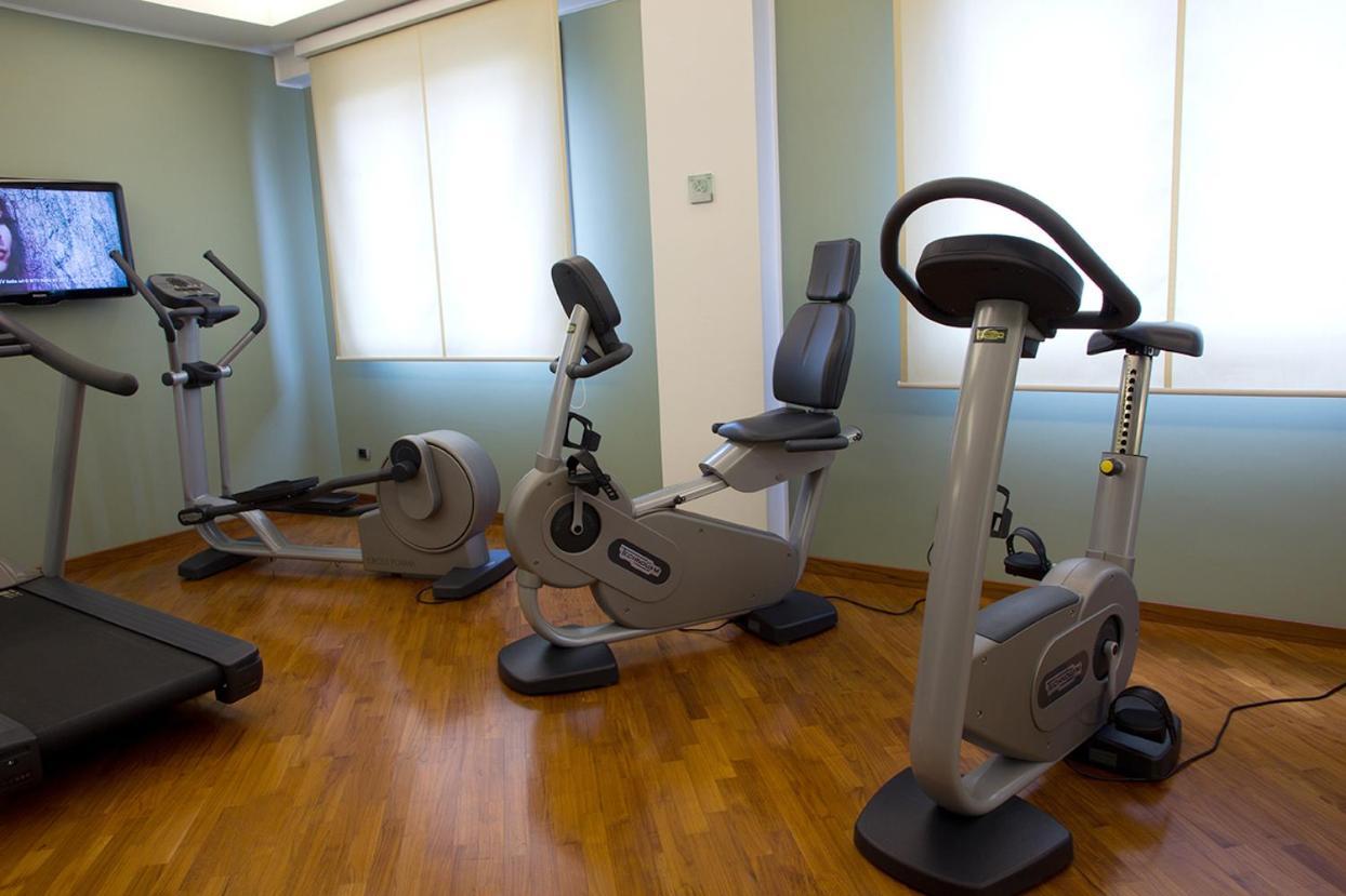 Hotel Sporting Cologno Cologno Monzese Esterno foto