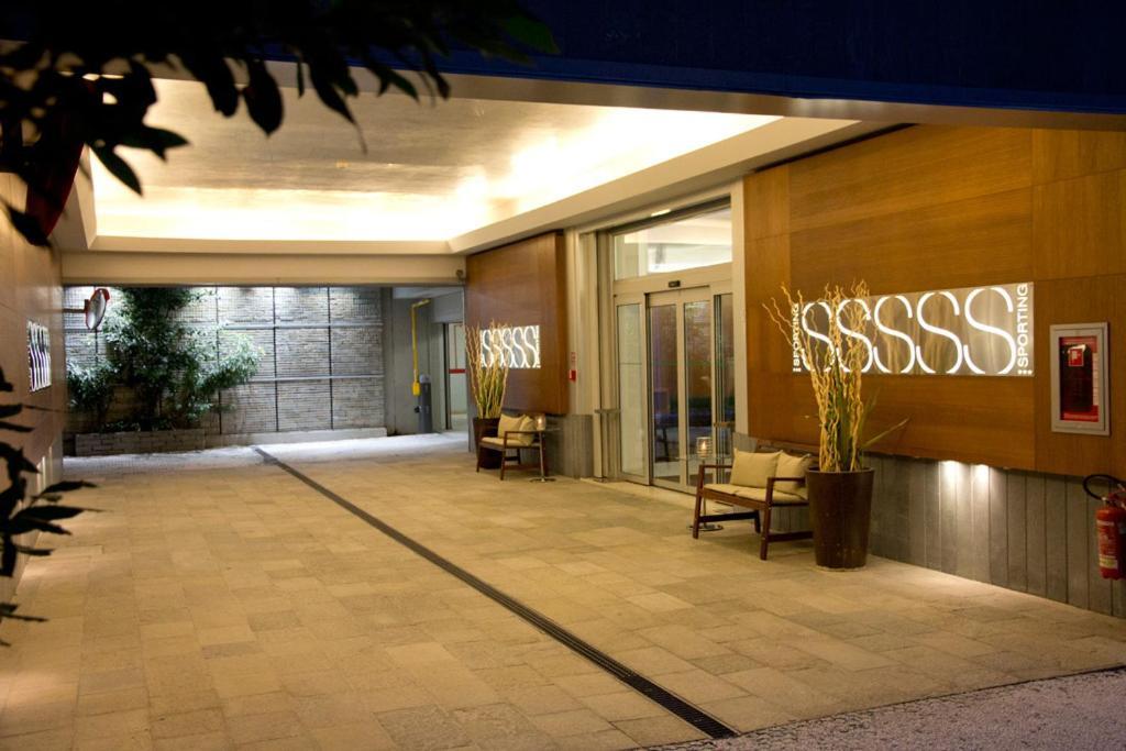 Hotel Sporting Cologno Cologno Monzese Esterno foto
