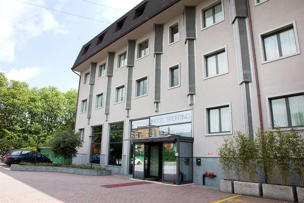 Hotel Sporting Cologno Cologno Monzese Esterno foto